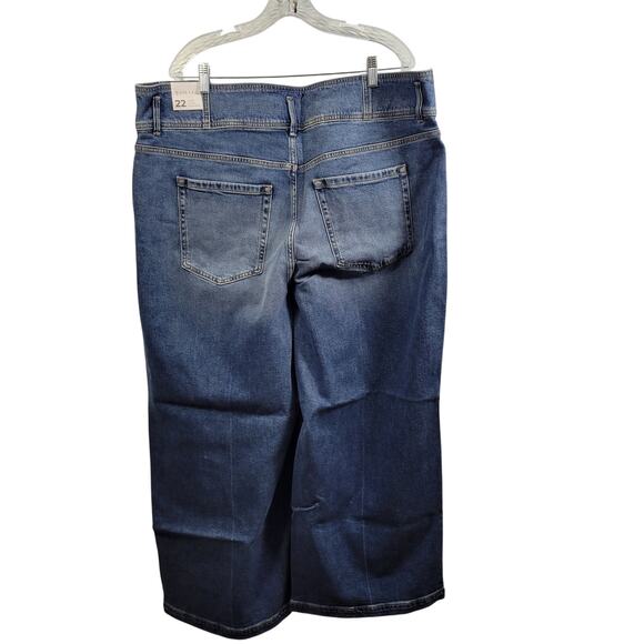 Lane Bryant Women's Wide Leg Short High Rise Jeans Size 22S NWT 9425-1203 - Picture 5 of 8